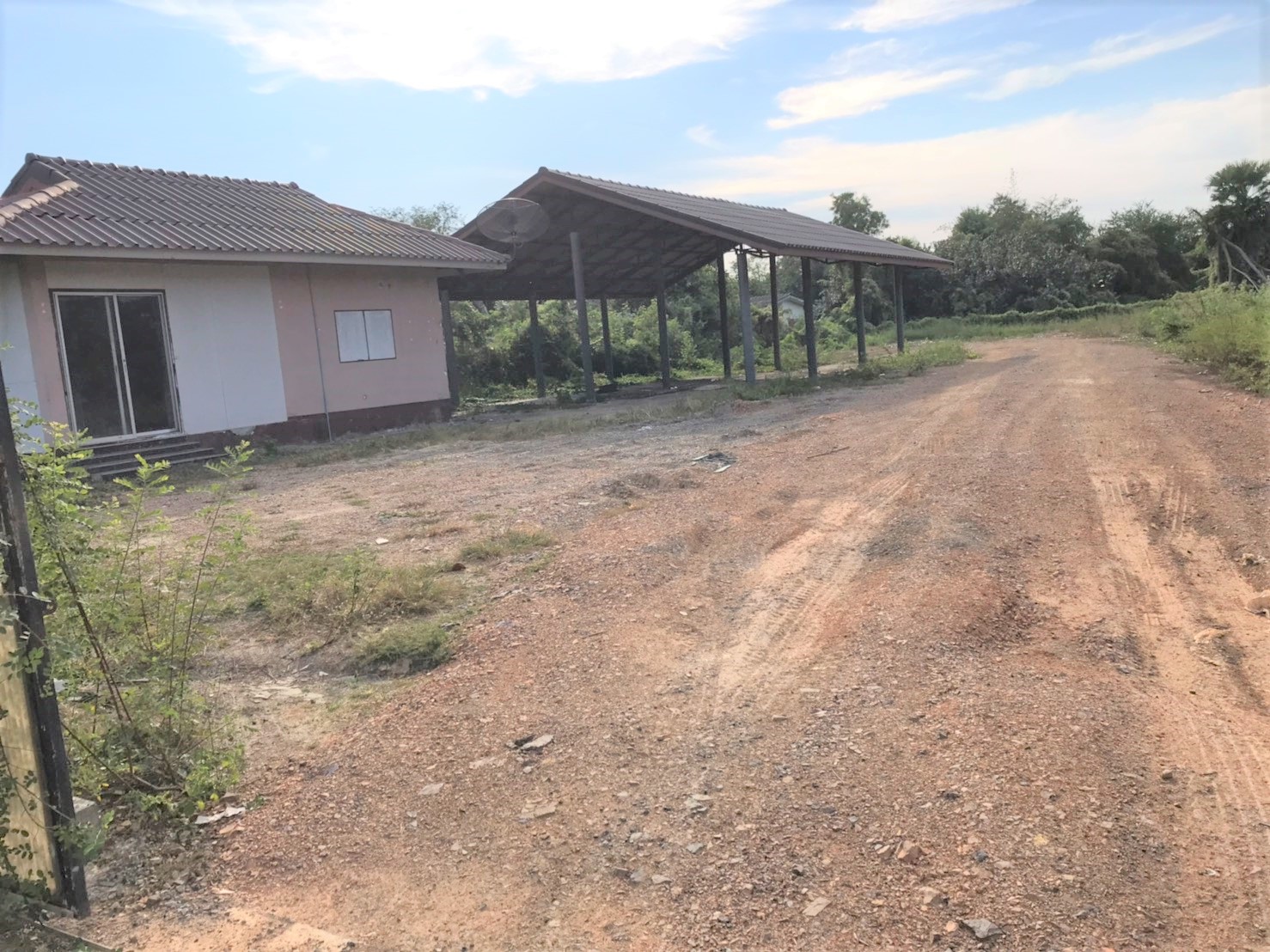 �����Ҿ�鹷��3�ҹ�Դ�����ͧ��� ˹ͧ�͡ ��ا෾ �ç��Сͺ�Ԩ��� ��ҹ �չ�ӻ�л�俿�Ҿ���� ʹ��ͺ��� 0647971909 