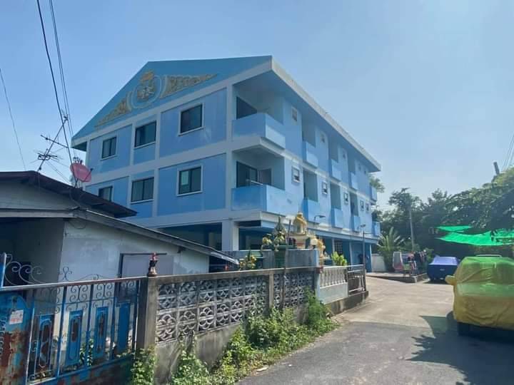 ขายด่วนอพาร์ทเม้น จ.นนทบุรี อ.บางบัวทอง 24ห้อง 100ตรว 9.5ลT 0649514296 ขายด่วนอพาร์ทเม้น จ.นนทบุรี อ.บางบัวทอง 24ห้อง 100ตรว 9.5ลT 0649514296