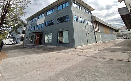 โกดังและสำนักงาน 3ชั้น ให้เช่า For Rent Warehouse & Office 3 storey โกดังและสำนักงาน 3ชั้น ให้เช่า For Rent Warehouse & Office 3 storey
