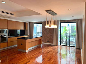 ������ ��ҹ��� 5 ��ͧ�͹ ����Ѻ��������� Nice House 5Bedrooms For Residence