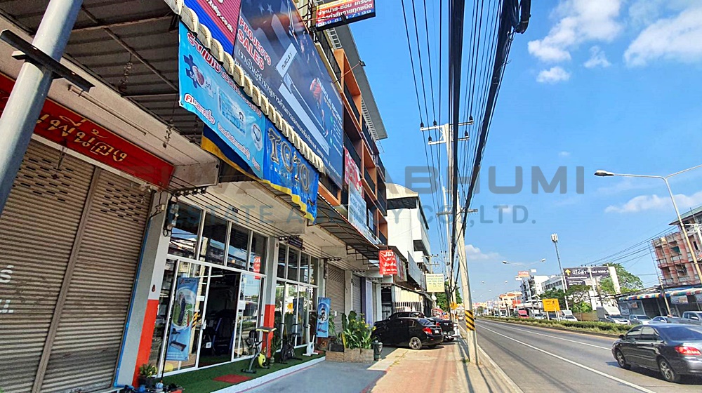 ขาย อาคารพาณิชย์ 4.5 ชั้น 30.30 ตารางวา ลำลูกกา คลอง 3 ปทุมธานี ขาย อาคารพาณิชย์ 4.5 ชั้น 30.30 ตารางวา ลำลูกกา คลอง 3 ปทุมธานี