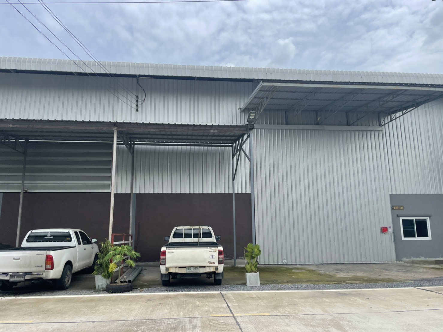 ������⡴ѧ ���١�Ҥ�ͧ7 ��鹷������� 300 ���.�� �Ϳ��� 2 ��� ������ �30,000/�.