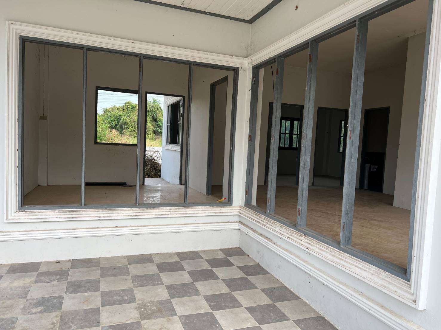 ��·�� 100 ��� �������ҹ�ç���ҧ����