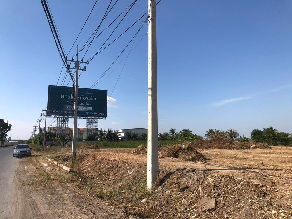 ให้เช่าที่ดินถมแล้ว เนื้อที่ 3ไร่ ริมถนนทางหลวงพิเศษ กรุงเทพ-ชลบุรี(สายใหม่) สนใจโทร 085 920 0396 ให้เช่าที่ดินถมแล้ว เนื้อที่ 3ไร่ ริมถนนทางหลวงพิเศษ กรุงเทพ-ชลบุรี(สายใหม่) สนใจโทร 085 920 0396