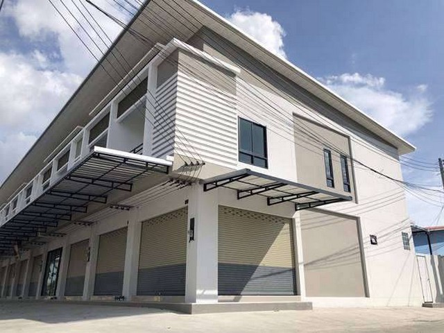 ขาย อาคาร พาณิชย์ โซนใหม่ มีพื้นที่ใช้สอยที่กว้างขวาง ใกล้สนามบิน ให้เลือกสรรค์ ขาย อาคาร พาณิชย์ โซนใหม่ มีพื้นที่ใช้สอยที่กว้างขวาง ใกล้สนามบิน ให้เลือกสรรค์