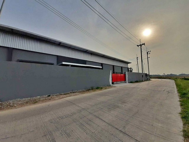 ให้เช่าโกดังพร้อมออฟฟิศ ลำลูกกา คลอง 9 ปทุมธานี พื้นที่ 470 ตรม. ใกล้ ร.พ.CGH ให้เช่าโกดังพร้อมออฟฟิศ ลำลูกกา คลอง 9 ปทุมธานี พื้นที่ 470 ตรม. ใกล้ ร.พ.CGH