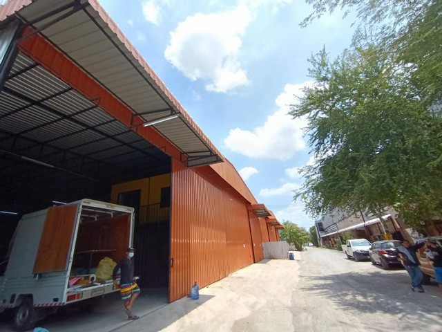 ������⡴ѧ �Ҵ�����101 ��� ⾸�����3 ��Ҵ 315���. ��� MRT �Ҵ�����101