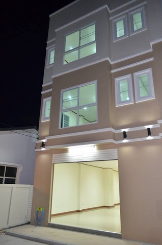 ����Ҥ�þҳԪ�� 3 ���  ��ҹ��áԨ 㨡�ҧ���ͧ����Թ ��ҧ���� 2��������   ZH029