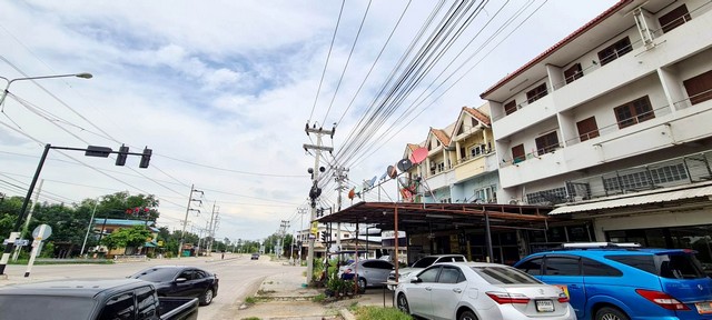 ขายด่วน อาคารพาณิชย์ แยกโคกมะลิ ถ.3063 อ.นครหลวง จ.อยุธยา ขายด่วน อาคารพาณิชย์ แยกโคกมะลิ ถ.3063 อ.นครหลวง จ.อยุธยา