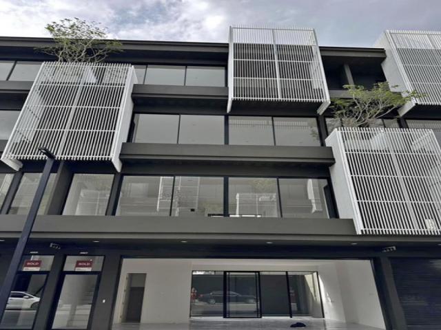 ขายอาคารอาคารพาณิชย์ใหม่เอี่ยม 4 ชั้น 4 ห้องน้ำ หน้ากว้าง 8 เมตรถนนสุขสวัสดิ์ ขายอาคารอาคารพาณิชย์ใหม่เอี่ยม 4 ชั้น 4 ห้องน้ำ หน้ากว้าง 8 เมตรถนนสุขสวัสดิ์