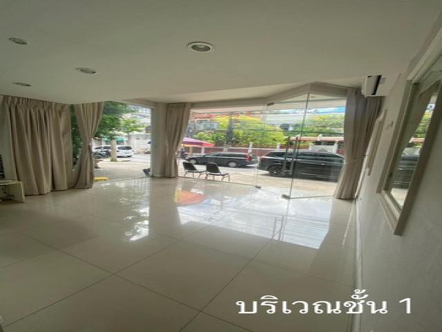 รหัสC5735 ให้เช่าและขาย อาคารพาณิชย์ 5ชั้น 2คูหา ถนนสุขุมวิทซอย39 ใกล้เอ็มควอเทียร์ ใกล้BTS พร้อมพงษ์ รหัสC5735 ให้เช่าและขาย อาคารพาณิชย์ 5ชั้น 2คูหา ถนนสุขุมวิทซอย39 ใกล้เอ็มควอเทียร์ ใกล้BTS พร้อมพงษ์