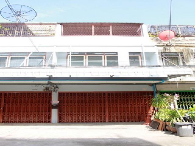 ขายด่วน ตึกแถว3ชั้น รามคำแหง54 แยกลำสาลี ใกล้รถไฟฟ้า2สาย ขายด่วน ตึกแถว3ชั้น รามคำแหง54 แยกลำสาลี ใกล้รถไฟฟ้า2สาย