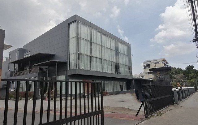 Office ���Թ��� ��������� ��鹷�� 1 Rai 1 �ҹ 0 ���ҧ.�� 1��ͧ�͹ 500000 �ҷ �õ�١ ��駷����������չ��Թ���