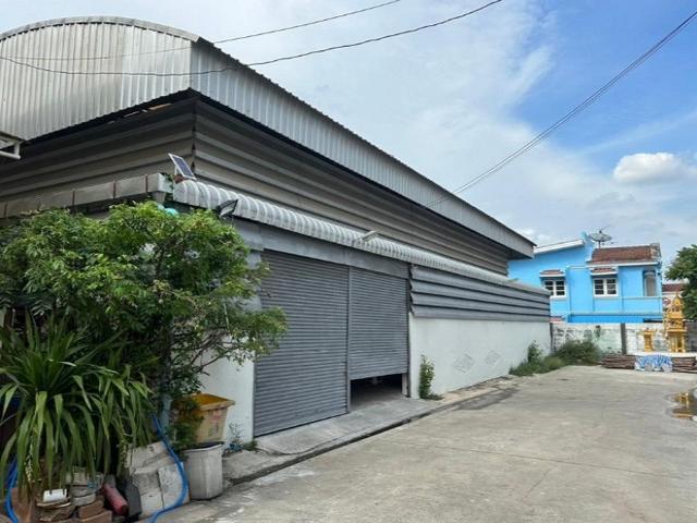 ให้เช่าโกดัง 320 ตรม. ซอยนวลจันทร์ 36 ใกล้เลียบด่วน รถหกล้อเข้าออกได้ ให้เช่าโกดัง 320 ตรม. ซอยนวลจันทร์ 36 ใกล้เลียบด่วน รถหกล้อเข้าออกได้