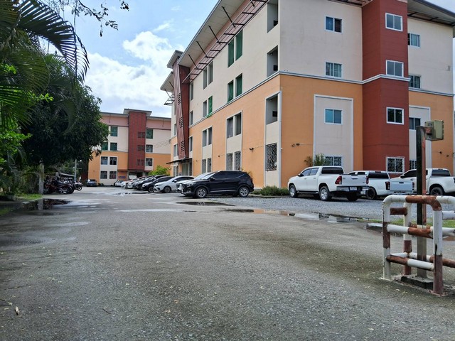 ขายอพาร์ทเม้นท์ อำเภอพานทอง จังหวัดชลบุรี ขนาด 118 ห้องจำนวน 2 ตึก ขายอพาร์ทเม้นท์ อำเภอพานทอง จังหวัดชลบุรี ขนาด 118 ห้องจำนวน 2 ตึก