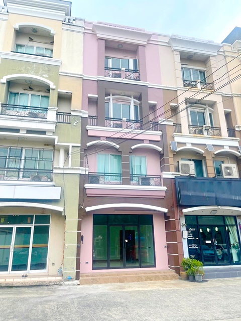 ถนนนวมินทร์ ลาดพร้าว มีที่จอดรถมาก ให้เช่า คลินิก ติดถ.ใหญ่ อาคารพาณิชย์ 4.5 ชั้น 5นอน 5น้ำ 5A/C 28 ตารางวา ช็อคโกแลต วิลล์ บางกะปิ ถนนนวมินทร์ ลาดพร้าว มีที่จอดรถมาก ให้เช่า คลินิก ติดถ.ใหญ่ อาคารพาณิชย์ 4.5 ชั้น 5นอน 5น้ำ 5A/C 28 ตารางวา ช็อคโกแลต วิลล์ บางกะปิ