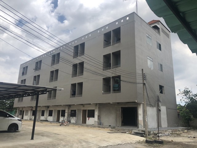 ������ �Ҥ�� �����ͷ��������� 4.5 ��� ��鹷������� 2,500 ���ҧ���� 4 ���  ྪ���� 81  ˹ͧ��