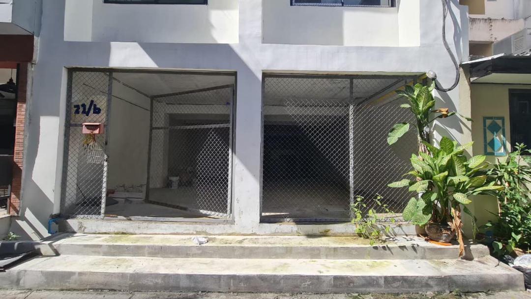 �������Ҥ�� 5 ���  �آ���Է4 ��¹ҹ��� ����� 156 ���. �����鹷�� 780 ��� ���Կ�� �ѧ��赡�� ��� BTS�ҹ� �Ҥ� 185,000 �ҷ