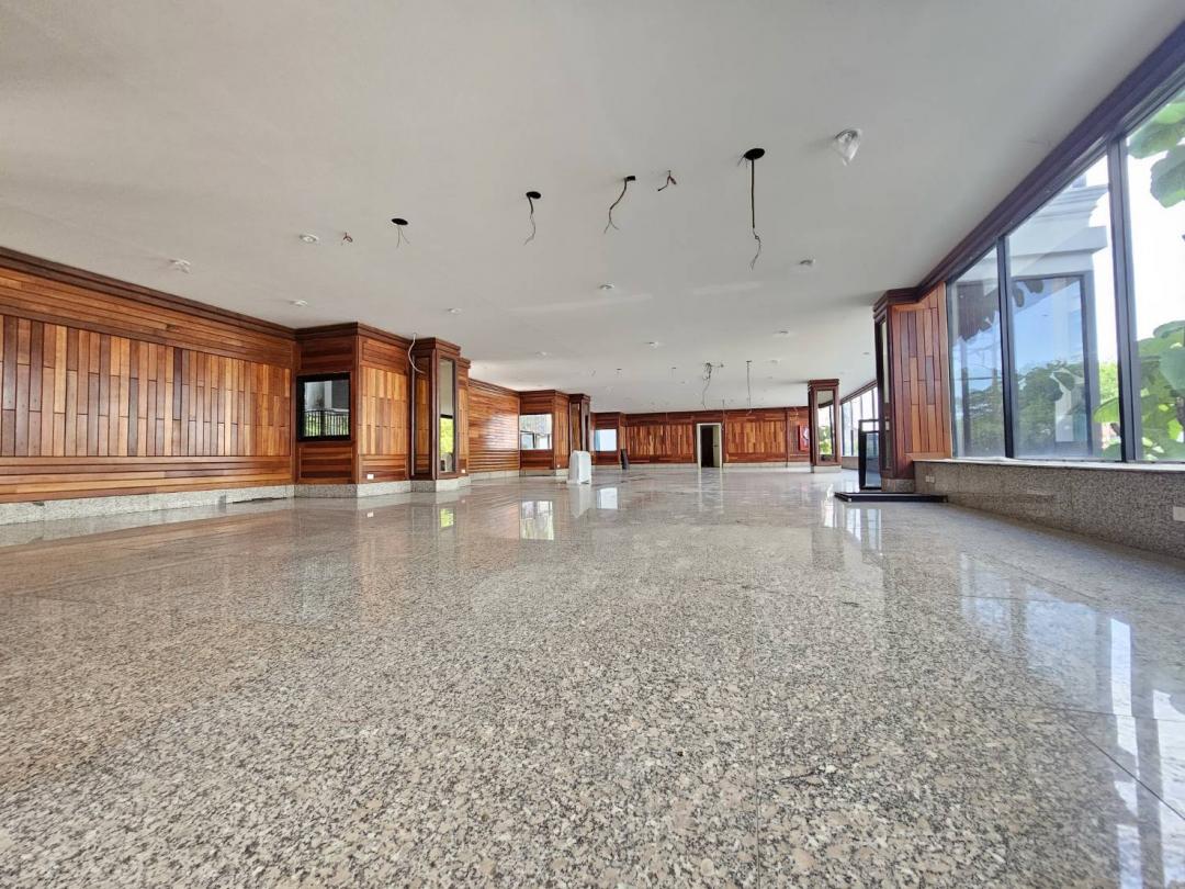 BR 1329 �������ӹѡ�ҹ �Ҥ�� 6��� ������� �Դ������ҹ��� �ҡ��� �������