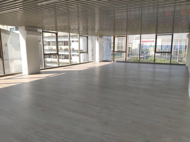 �����Ҿ�鹷���ӹѡ�ҹ �Դ����Ѫ�� �ط����� ��鹷�� 100-200 ��� ���MRT