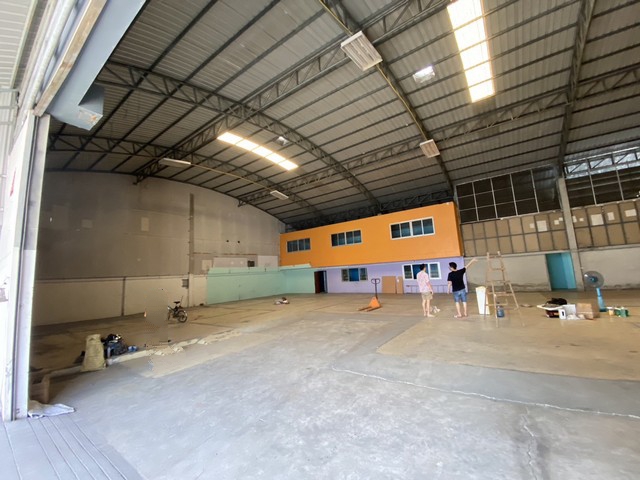 ให้เช่าโกดัง ซอยนวลจันทร์ รถเทรลเลอร์เข้าออกได้ มีออฟฟิศ ย่านเกษตรนวมินทร์ เลียบด่วน รามอินทรา ให้เช่าโกดัง ซอยนวลจันทร์ รถเทรลเลอร์เข้าออกได้ มีออฟฟิศ ย่านเกษตรนวมินทร์ เลียบด่วน รามอินทรา