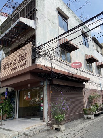 ให้เช่าอาคารพาณิชย์ 3 ชั้นห้องหัวมุม ซอยเซ็นหลุยส์ 3 ริมถนนใหญ่ ทำเลทอง ตัวตึกโดดเด่น โปร่ง ร่มรื่น ใกล้ BTS เซ็นหลุยส์ 800 เมตร ให้เช่าอาคารพาณิชย์ 3 ชั้นห้องหัวมุม ซอยเซ็นหลุยส์ 3 ริมถนนใหญ่ ทำเลทอง ตัวตึกโดดเด่น โปร่ง ร่มรื่น ใกล้ BTS เซ็นหลุยส์ 800 เมตร