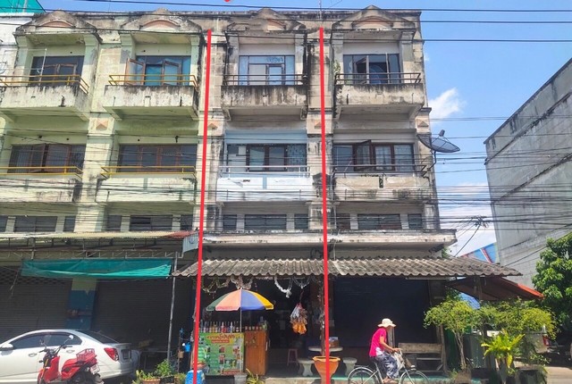 ����Ҥ�þҳԪ��    �����ҹ�ҧ��վѲ��  ��طû�ҡ�� (PKK04-06205)