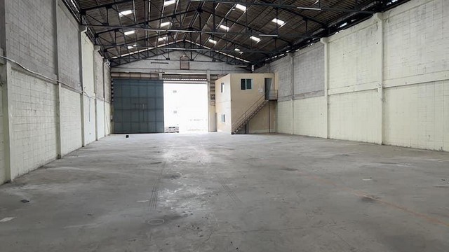 ������⡴ѧ�ҧ��� ྪ���� 99 �Ӻ��������� ��з���ẹ ��ط��Ҥ�����ꡫ������˭� ��Ҵ�ѹ��ҹ ö������� 40�ص ����� 