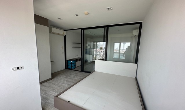 ��¤͹� 乷��Դ�� ʡ�� ������� �����¹ ��طû�ҡ�� (PKK05-02533)