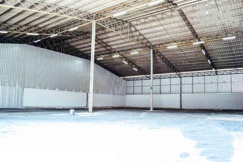 ������⡴ѧ ��Ҵ 792 ���. ����ҧ�ҵ�Ҵ ��.23 (��觢���ҡ�ا෾) ���⡴ѧ�Ѻ���˹ѡ�� 2 �ѹ / ���ҧ����