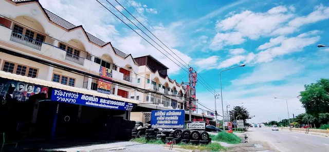 �Ҥ�� �ç���������ҹ�������ɰ� 3 2 �͹ 3 BR ��Ҵ 22 Square Wah 0 Ngan 0 Rai 2500000 �. ����Ũҡ �ç���������ҹ�������ɰ� 3 ����Ѵ�ѹ�ԡ���� �Ѵ˹�ҵ�ҧ� �Ѵ˹�ҵ�ҧ�͡ �ç������ҧ��ظ�����觪��