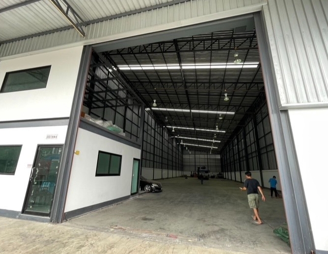  ������⡴ѧ �ç�ҹ 1,000 ��� �ҧ��� 46 ö�͹෹��������� 