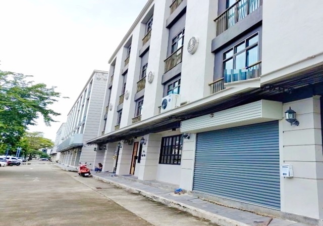 ������˧ 21���. �Ѵ෾���� �ӹѡ�ҹ������ 4 ��� �������� �������� ������˧49-55 �Ҵ����� 112  270���. 6�͹ 3��� 2�ʹö 8����