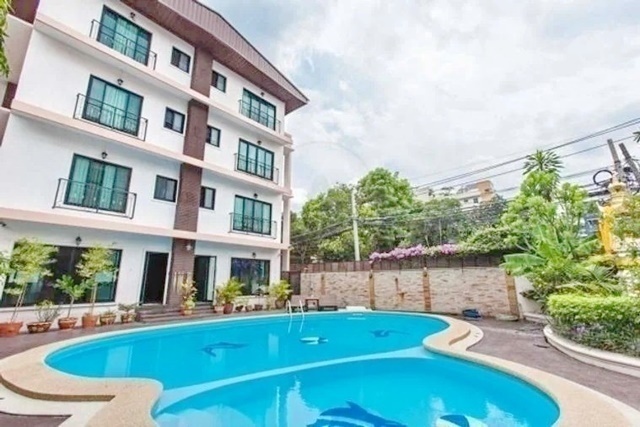 BTS �͡��� ������;�����鹷�5 ��� ����ҹ����� ��մ� ���§��27-33  �ӹѡ�ҹ 220���. 2,210��� 28�͹ .