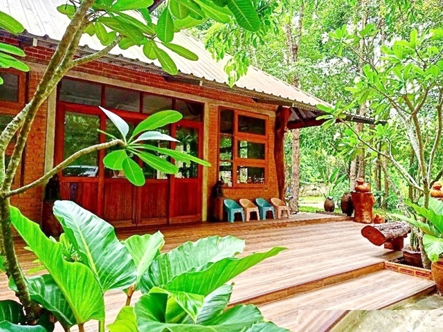 �����Һ������ç������������� 18 ��ͧ �����¸����ҵ� �Է����ª������ʸ� 15��� 1�ҹ 3,500���. 14�͹ 14��� �ʹö�����¤ѹ 14����