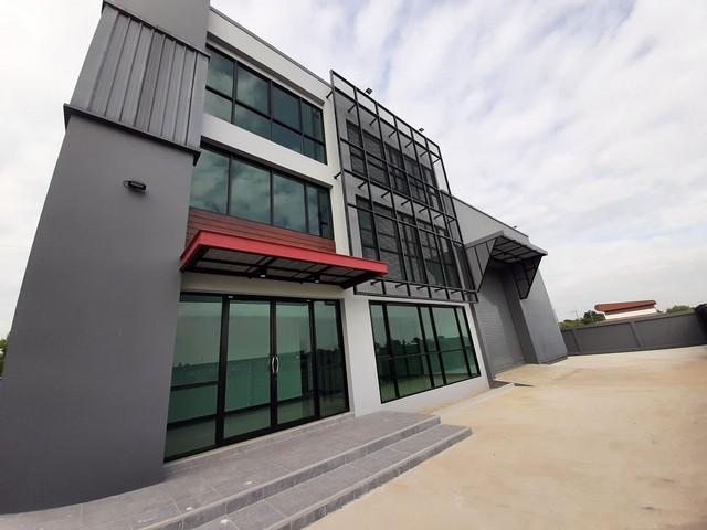 C3968 ��������Т���ç�ҹ���ҧ���� ������ӹѡ�ҹ 3 ��� ��鹷�� 500 ���. ��鹷������ǧ��� ���١�Ҥ�ͧ 9 ����ٹ���Ш���Թ��� AEON