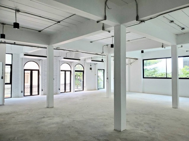 ������ ��鹷� ��� 3 ��駪�� �Դ����آ���Է��� 20 �����ȡ 160 ���. �������ҹ�������и�áԨ�ء������ ��� 130,000 �����͹