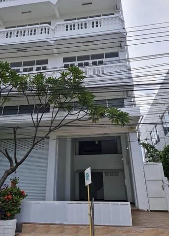 BH2517 �������Ҥ���ӹѡ�ҹ 3��� ����з��Ϳ��� ��� ⡴ѧ �.�آ���Է 101/1 ��鹷������·����� 510 ��.�. 