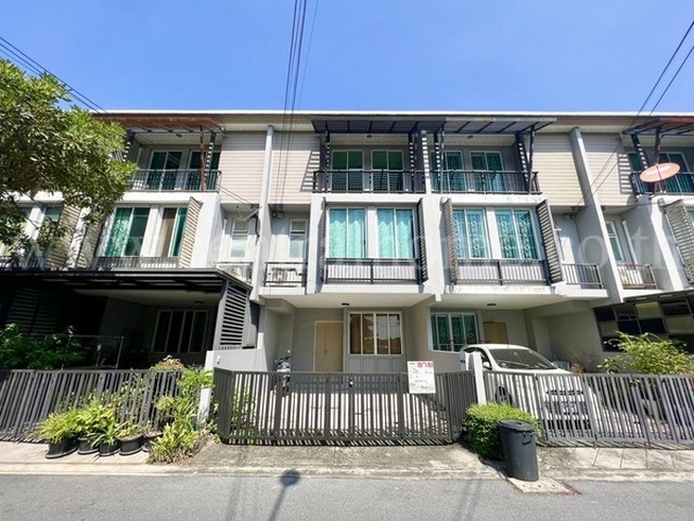 ทาวน์โฮม 3 ชั้น หมู่บ้าน อารียา เดลี่ เกษตร-นวมินทร์ ใกล้ เมเจอร์รัชโยธิน ทาวน์โฮม 3 ชั้น หมู่บ้าน อารียา เดลี่ เกษตร-นวมินทร์ ใกล้ เมเจอร์รัชโยธิน