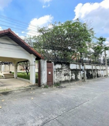 WW131D ขาย บ้านเดี่ยว ในซอยปุณณวิถี 40 (สุขุมวิท101) , บ้านสุขุมวิท101 พร้อมเฟอร์ WW131D ขาย บ้านเดี่ยว ในซอยปุณณวิถี 40 (สุขุมวิท101) , บ้านสุขุมวิท101 พร้อมเฟอร์