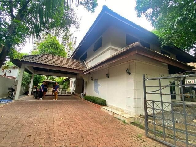 PO149 ให้เช่า บ้านเดี่ยว 2 ชั้น 137 ตรว. ถนนประชาอุทิศ เขตวังทองหลาง ย่านรัชดา เหม่งจ๋าย PO149 ให้เช่า บ้านเดี่ยว 2 ชั้น 137 ตรว. ถนนประชาอุทิศ เขตวังทองหลาง ย่านรัชดา เหม่งจ๋าย