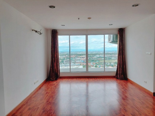 ��´�ǹ� �͹� Bangkok Horizon ������˧ ��� 36 ������ ����յ֡�ѧ �ͧ�����鹢ͺ���