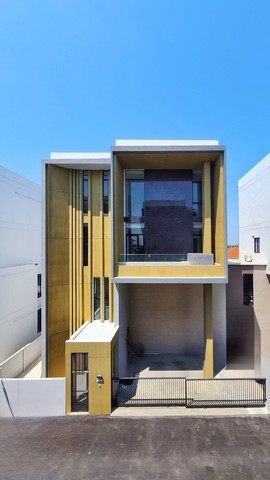 ��ҹ KUUN �Ҫ�ġ�� 3BEDROOM 16500000 B. ����Ũҡ ��ҧ The Walk �Ҫ�ġ��  NEW �������   