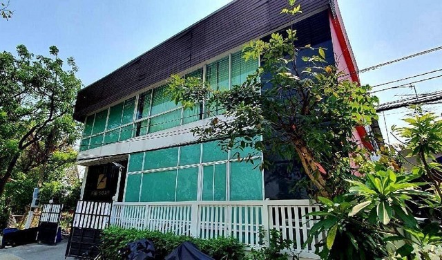 ให้เช่าอาคาร 3 ชั้น พื้นที่ใช้สอยรวม 780 ตร.ม อยู่ในหมู่บ้านสุดจิตต์นิเวศน์ ด้านหลังบิ๊กซีพระราม 2 ให้เช่าอาคาร 3 ชั้น พื้นที่ใช้สอยรวม 780 ตร.ม อยู่ในหมู่บ้านสุดจิตต์นิเวศน์ ด้านหลังบิ๊กซีพระราม 2