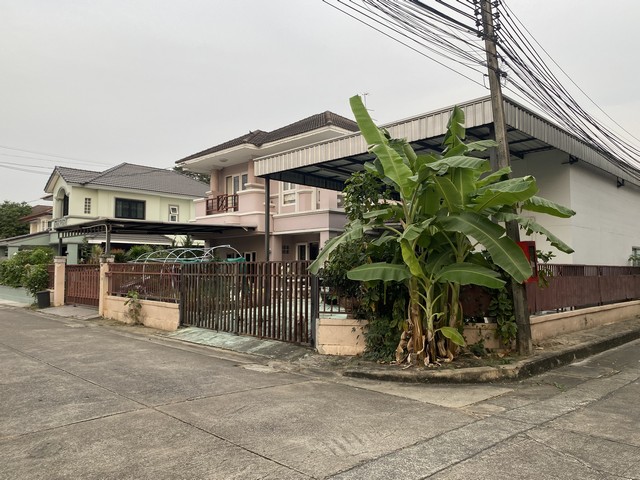 ��� ��¾ġ�� �ҧ��Ƿͧ  4 ��ͧ�͹ ��ҹ����� (��ѧ���) ���ö俿���������ǧ , �繷�����ʵ�ࡵ 