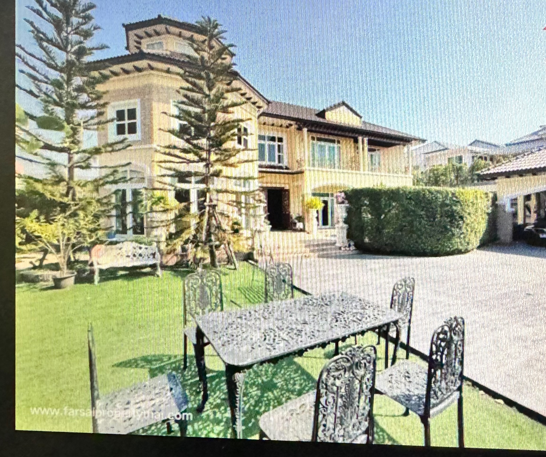 ขายบ้านคฤหาสน์ 2ชั้น สระว่ายน้ำ เนื้อที่ 200ตร.ว 5ห้องนอน 5ห้องน้ำ เฟอร์นิเจอร์ครบ ถนนเลียบทางด่วน ลาดพร้าว ราคาขาย 55 ล้านบาท ขายบ้านคฤหาสน์ 2ชั้น สระว่ายน้ำ เนื้อที่ 200ตร.ว 5ห้องนอน 5ห้องน้ำ เฟอร์นิเจอร์ครบ ถนนเลียบทางด่วน ลาดพร้าว ราคาขาย 55 ล้านบาท