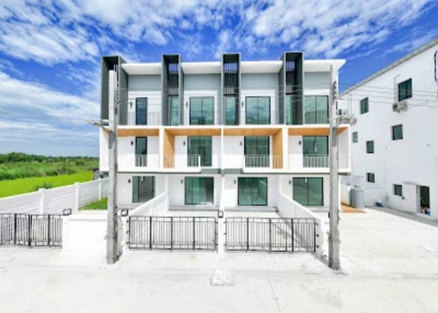 �������Ϳ��� 3 ��� �Դ����˭�������Թ�ǧ��˹ͧ�͡ ���. �ҤҾ���� 3.99 �ҷ