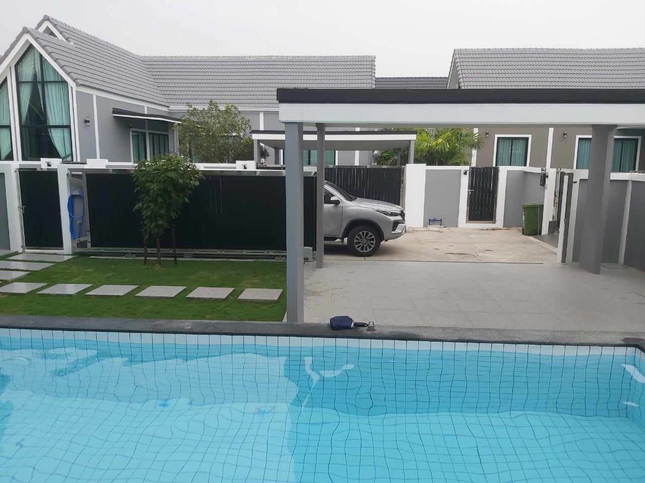 พูลวิลล่าสวยงาม พร้อมเข้าอยู่ทันที เฟอร์นิเจอร์บิ้วอิน มาบประชัน พูลวิลล่าสวยงาม พร้อมเข้าอยู่ทันที เฟอร์นิเจอร์บิ้วอิน มาบประชัน