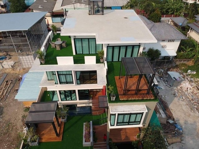 ��º�ҹ����� 3 ��� + 1 �����Թ ��дҴ��� 101 ���. ⪤������ 