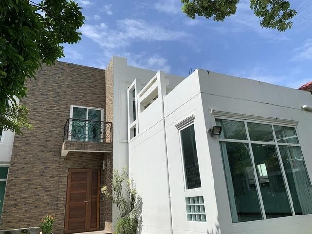 POR4197 ขาย บ้านซอยรัชดาภิเษก 32 ตรงข้ามศาลอาญา POR4197 ขาย บ้านซอยรัชดาภิเษก 32 ตรงข้ามศาลอาญา
